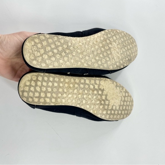 TOMS Classic Canvas Black Textured Woven Casula Slip Ons size 6 - Picture 8 of 8